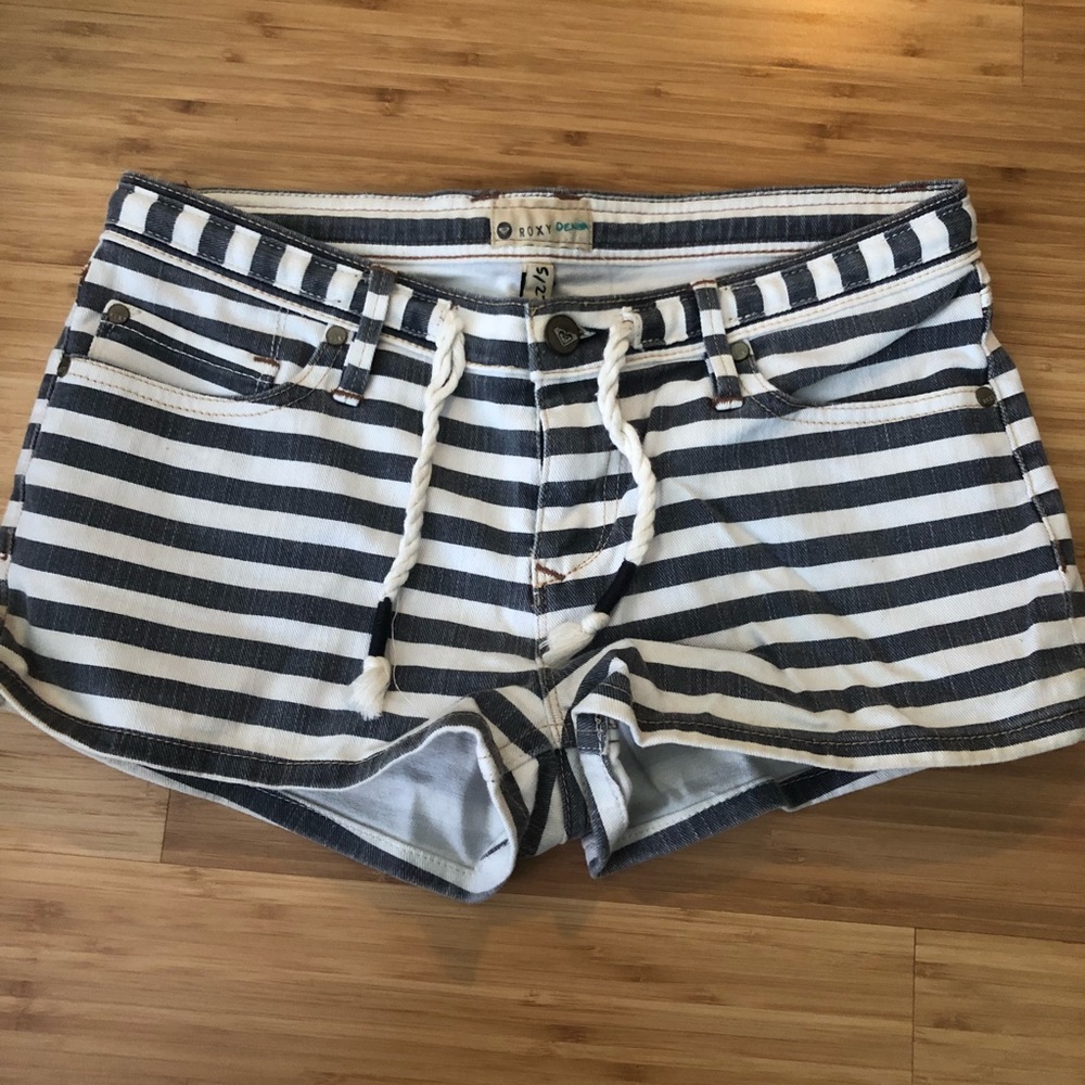 Roxy striped shorts